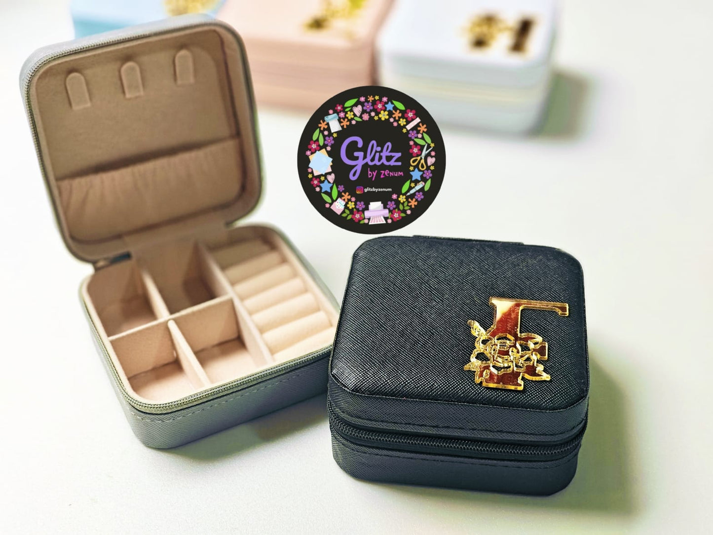 Customized mini jewelry box
